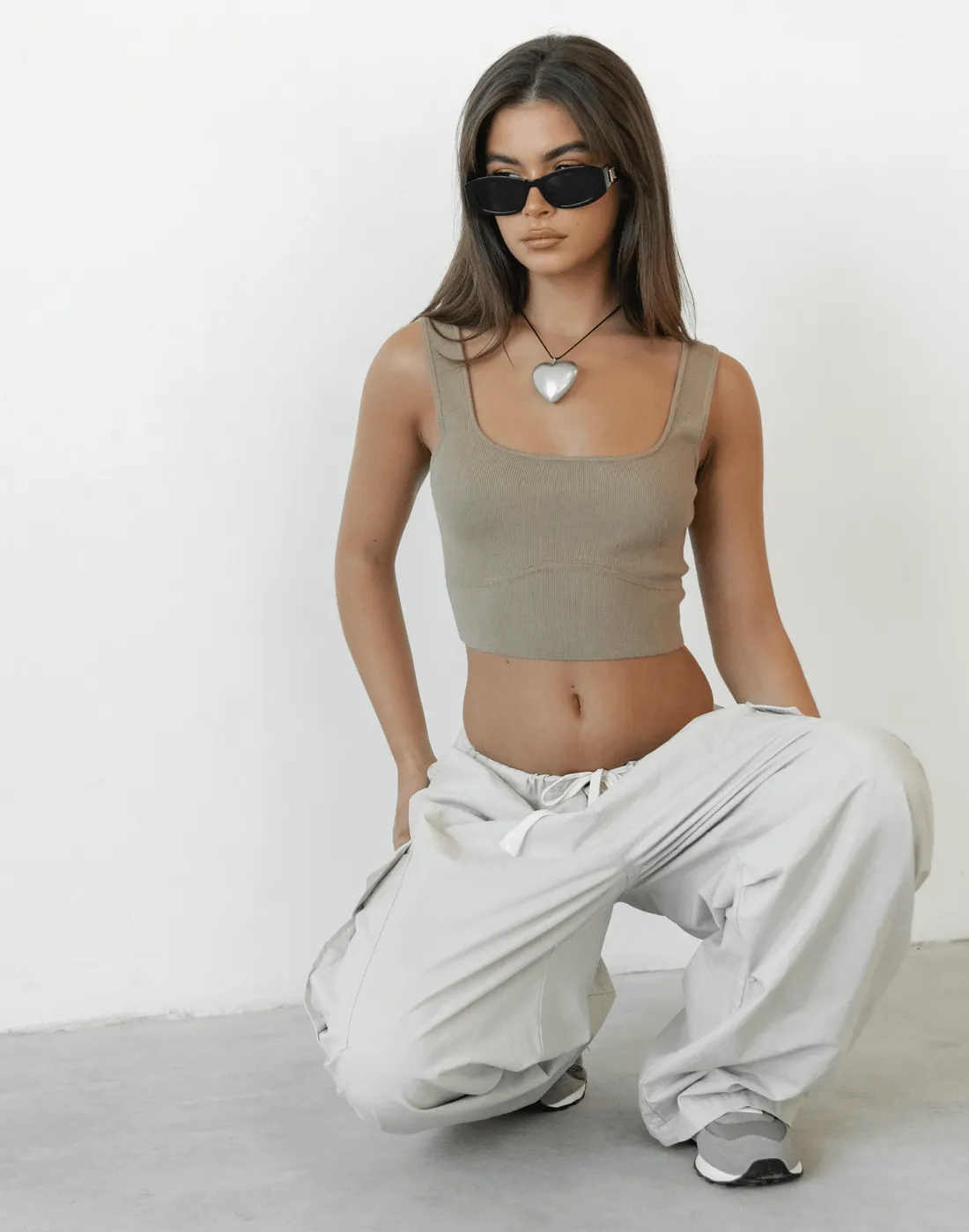 Quinten Crop Top (Beige)