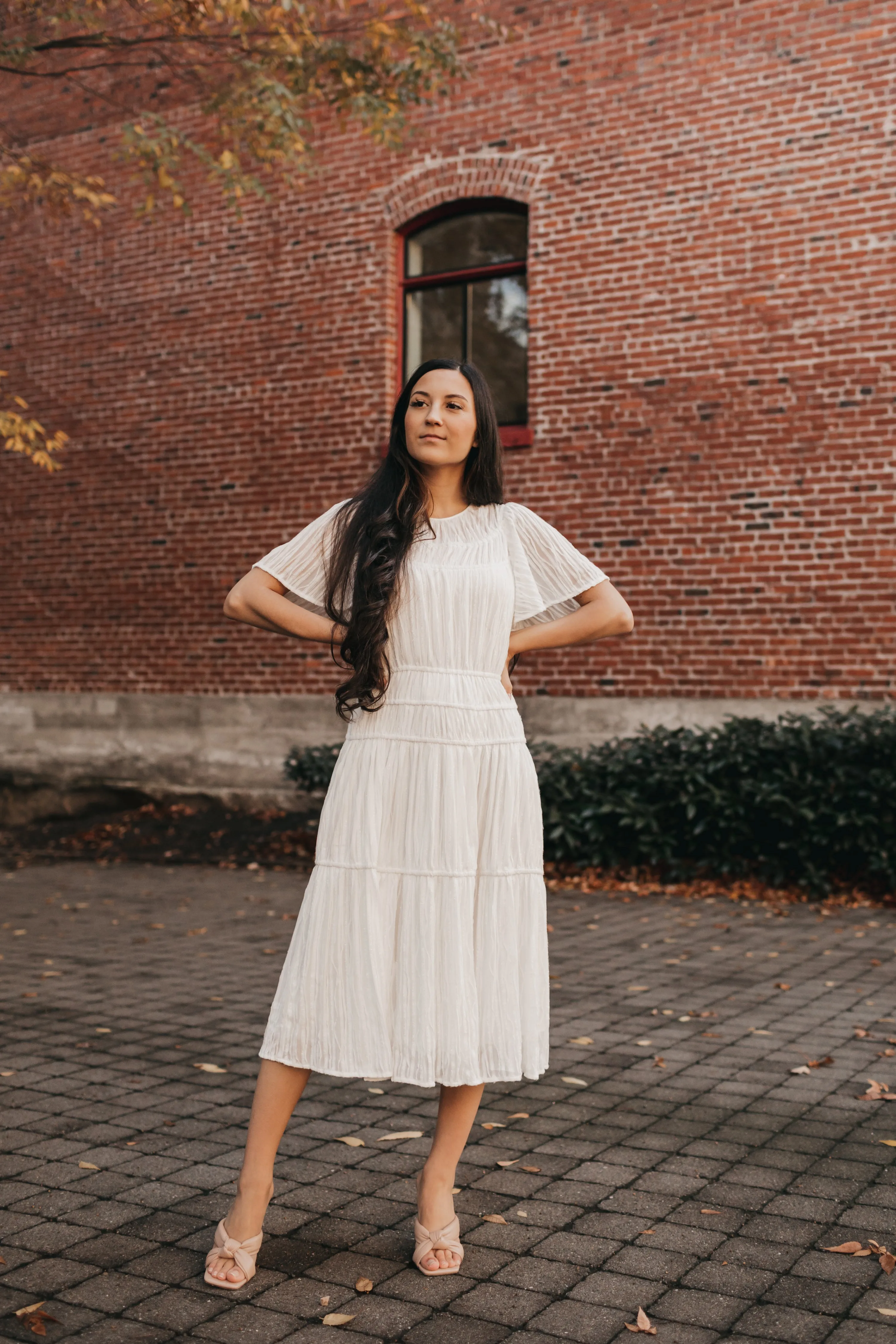 Snow White Glow Midi Dress